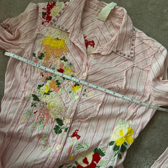 3J Workshop From Johnny Was Shirt - Picture 11 of 15